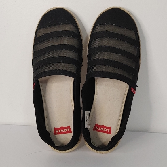 - Levi's Shoes Slip on - Picture 7 of 7